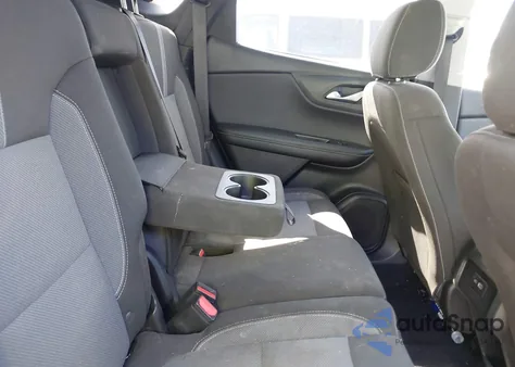 2023 Chevrolet Blazer Awd 2Lt z USA, uszkodzony, nr VIN 3GNKBHR41PS203223